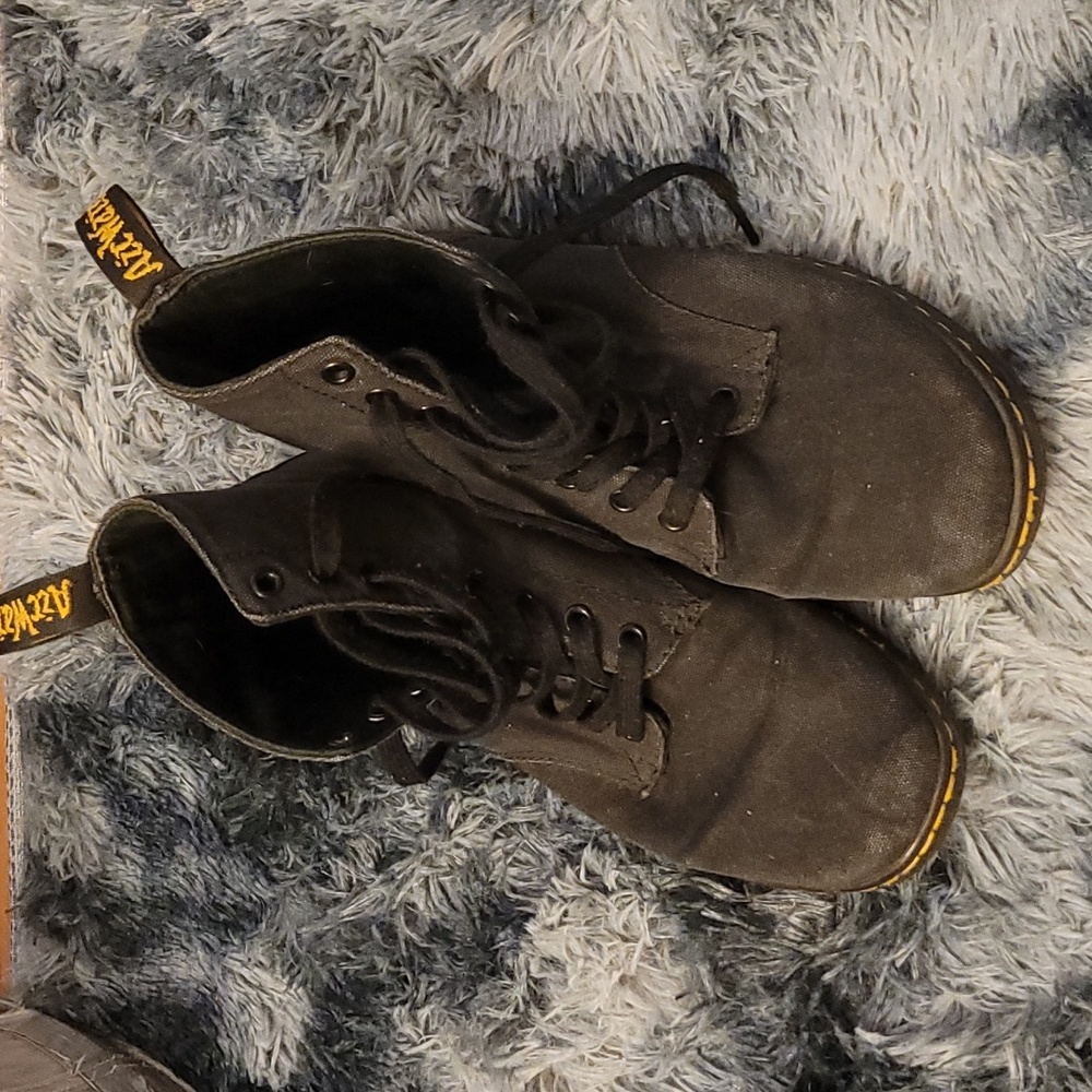 Dr. Martens tobias